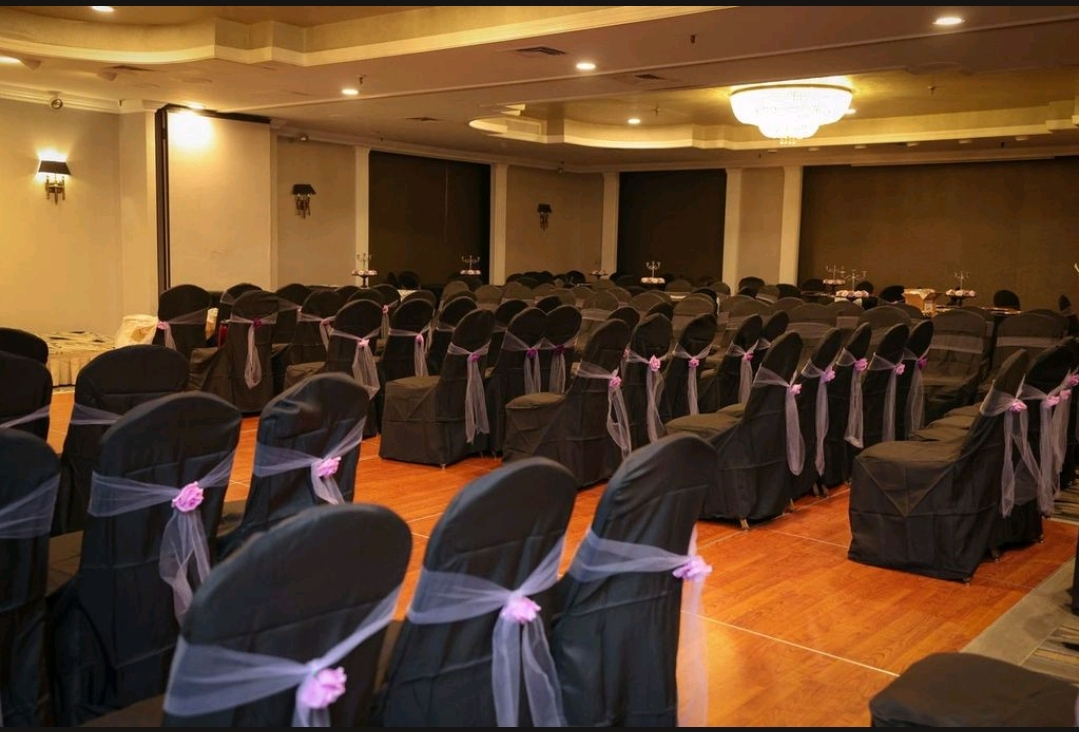 misc-rental-chair-covers-and-sashes